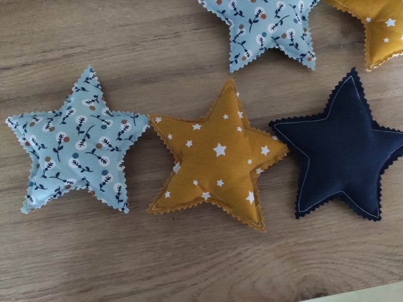 Garland stars baby room decoration image 3