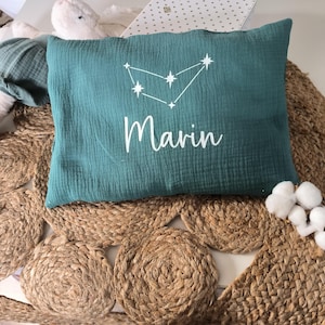 Gepersonaliseerd katoenen gaaskussen/babyconstellatiekussen met sterrenbeeld MEERDERE KLEUREN/Geboortecadeau met zuivere biologische katoenen vulling