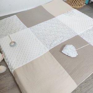 Tappetino da gioco rimovibile fiori beige blu