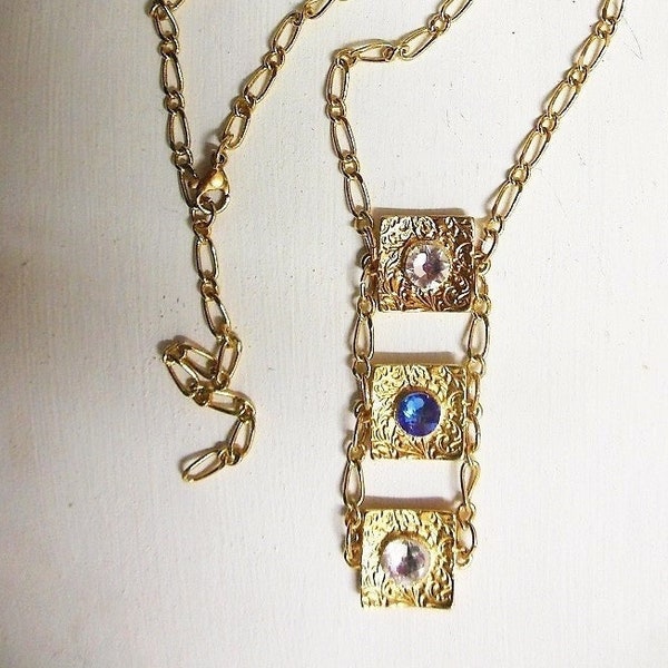 Collier doré à motifs carrés cristal bleu et blanc, bracelet en option