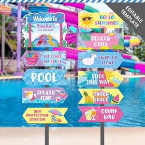 Puede incluir: Un conjunto de letreros direccionales coloridos para una fiesta en la piscina. Los letreros incluyen "Bienvenida al 5º cumpleaños de Amelia", "Hola verano", "Relájate y descansa", "¡Empapémonos!", "Nada o flota", "Piscina", "Deslízate por aquí", "Zona de chapoteo", "Snack Shack", "Estación de protección solar" y "Bar de bebidas".
