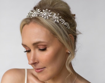 Tocado de novia con flores de cristal, diadema de boda grande y llamativa