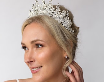 Corona de novia / Tiara de perlas grandes / Novia / Boda / Diadema