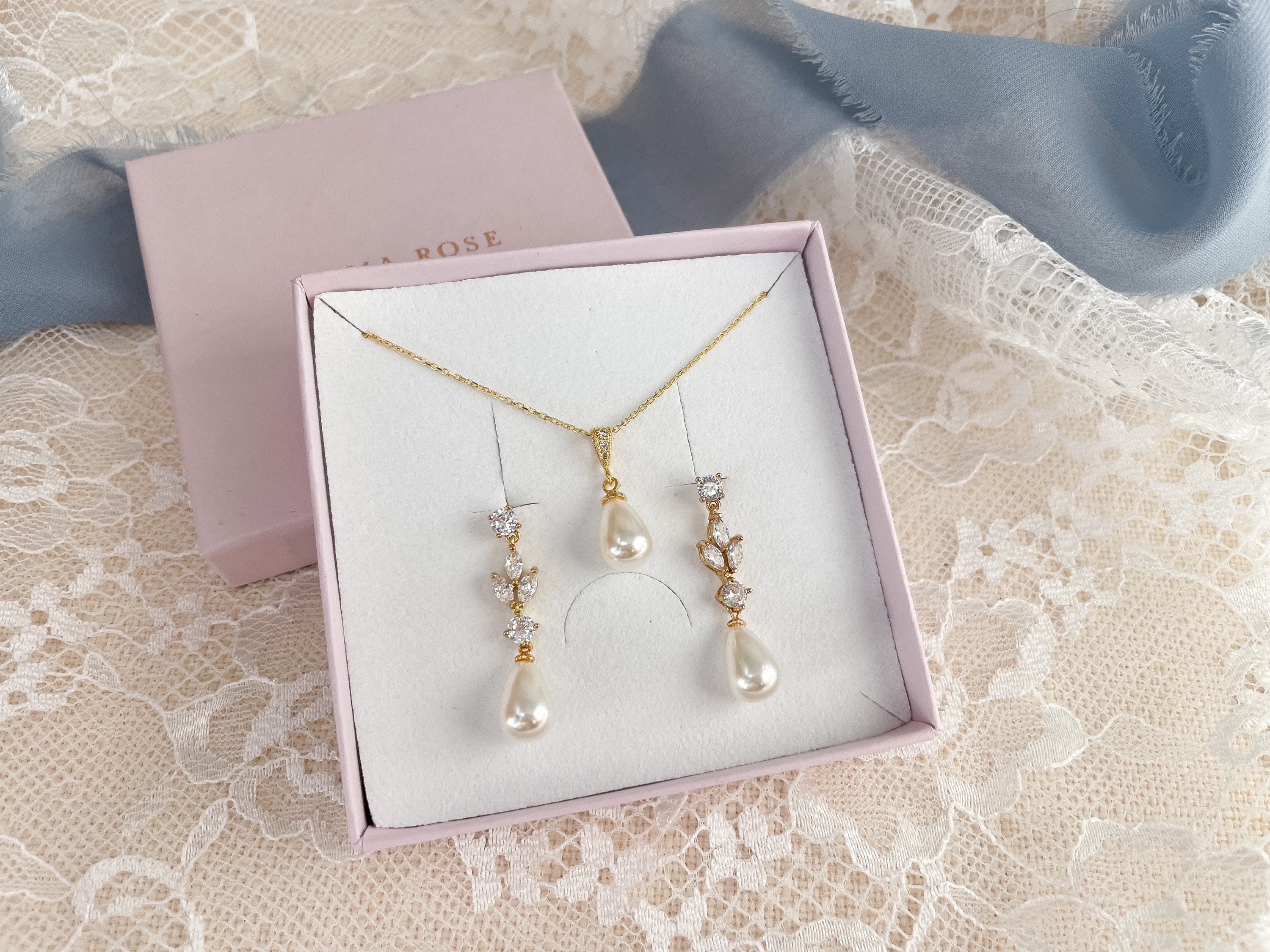 Set di collane con zirconi placcati in oro: gioielli indiani rosa rubino e verde smeraldo, gioielli tradizionali per damigelle d'onore - Italia