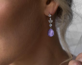 Pendientes de lágrima lila: conjunto de joyería nupcial, bañados en plata