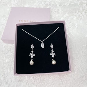 Delicate Pearl drop Earring, Marquise Cubic Zirconia Simulated Diamond Bridal Wedding Jewellery set