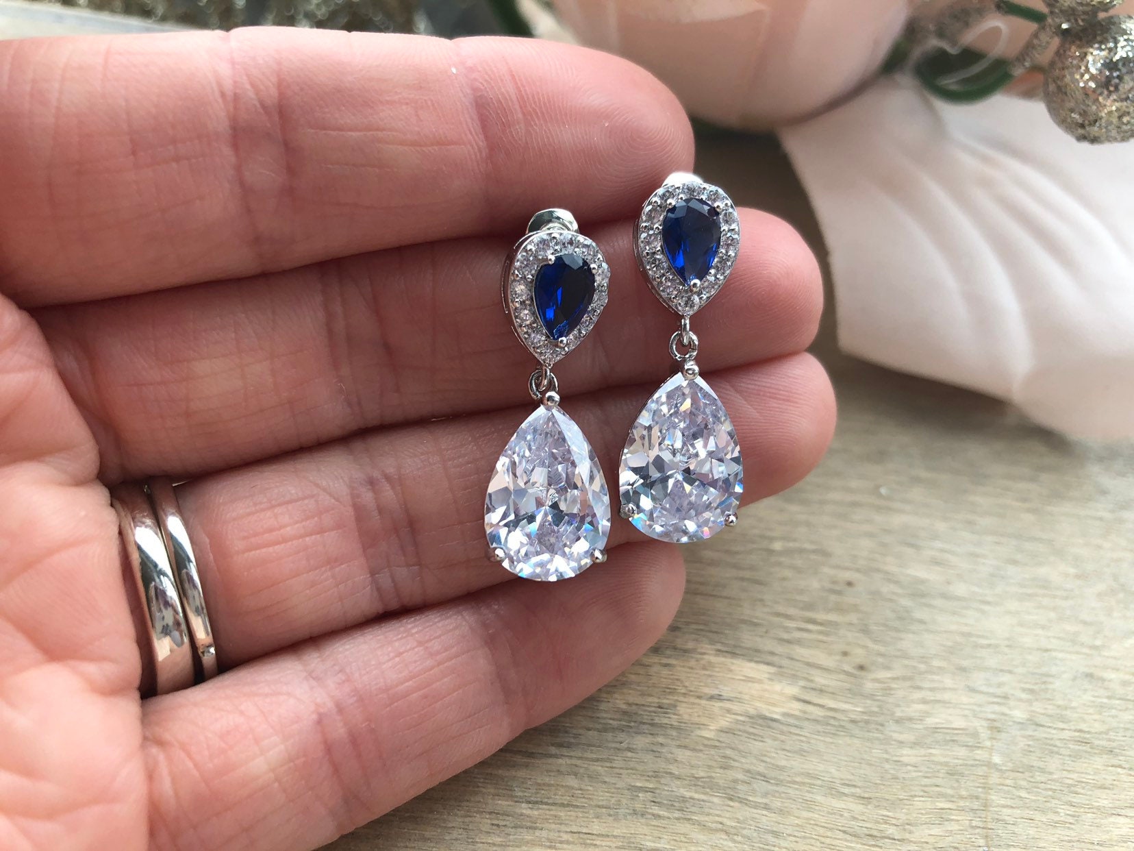 Orecchini pendenti da sposa semplici 5CT AAA in zirconia cubica simulata acquamarina blu a forma di goccia di pera solitario CZ per ballo di fine anno in argento sterling .925