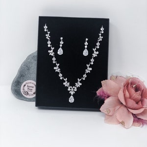 Set di gioielli da sposa a goccia / Set di gioielli da sposa / Set di orecchini e collana di cristallo / Orecchini pendenti / Accessori da sposa