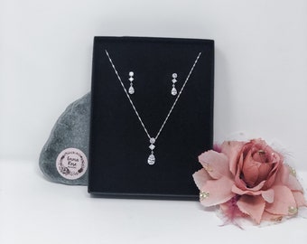 Sterling Silver Jewellery Set, Simulated Diamond Drop Earring and Pendant, Bridal Jewellery