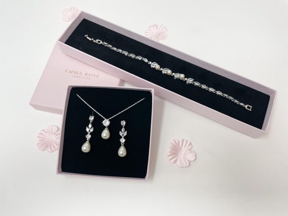 Lot Bijoux Fantaisie - Boucles D'oreilles Perles, Collier Camée, Bracelet - Occasion