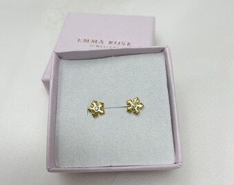 Orecchini a Borchia con fiocco bagnato in orot & Argento Sterling