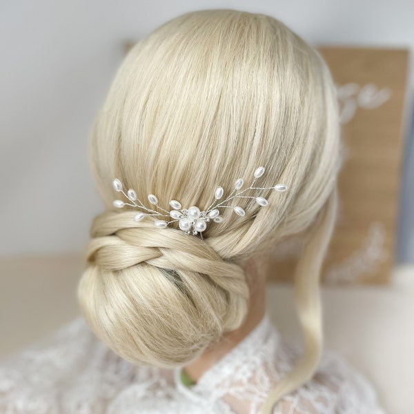 Pearl Bridal Hair Pin, Small Wedding Comb, Pearl Hair Piece, Bridesmaid Hair Pin