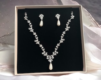 Crystal and Pearl Drop Wedding Jewellery Set, Statement Bridal Necklace and Earrings