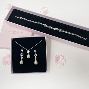 Pearl Drop Jewellery Set - Bridal Jewellery, Wedding Jewellery - Pearl Earrings Necklace and Bracelet Set