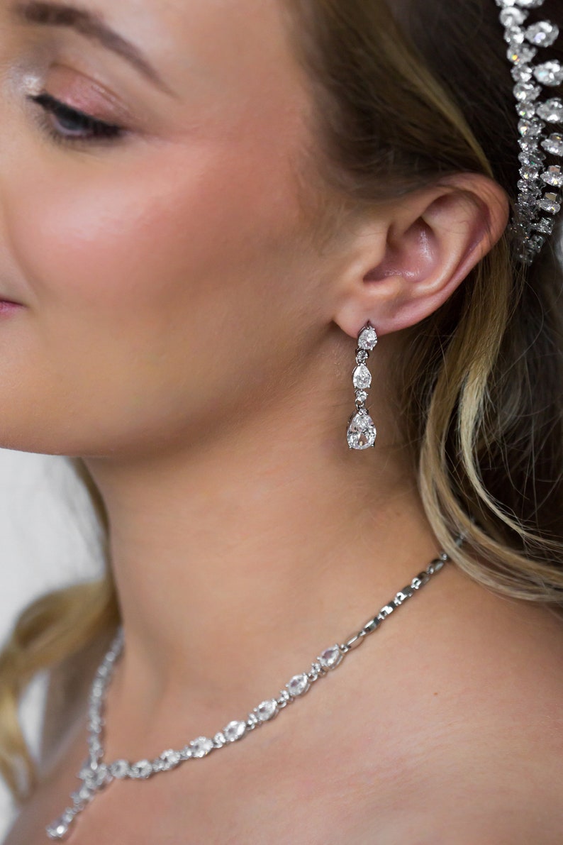 Bridal Jewellery Set, Crystal Jewellery Set, Drop earrings,Full necklace and bracelet set, Wedding Jewellery image 2