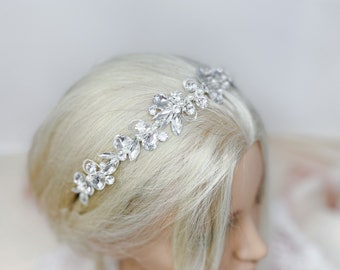 Delicate Bridal Tiara Silver or Rose Gold, Wedding Tiara, Bride Sparkly Crown Headband