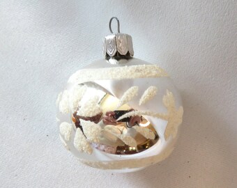 Silver Mercury Glass Christmas Ornament With White Mica Floral Band 1960s West Germany