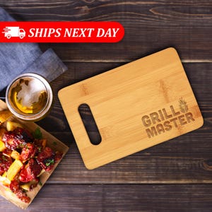 Grill Master Cutting Board - 9&quot;x6&quot; Personalized Gifts for Dad - Engraved Bamboo Board for Men, Grill Fathers, Papa, Stepdad, Best Dad Ever