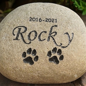 Custom Pet Memorial Stone – Personalized River Rock - Dog or Cat Grave Marker | 4 Designs & 4 Sizes | Engraved Outdoor Pet Tribute S/M/LG/XL