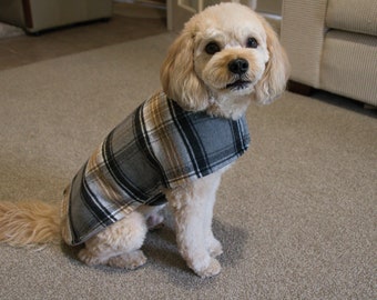 Medium  Dog Coat, medium grey plaid Dog Coat, hand made Dog Coat, Dog Jacket, plaid, tartan,  BowzaWowzaWear