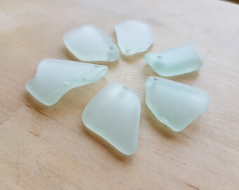 6 x echte Walisisch seeglasstücke in den Farben blau/hellgrün. Dorn für Kunst, Handwerk, Schmuck, Anhänger, Anhänger