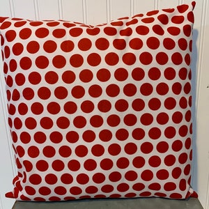 Red Polka Dot /16&quot; x 16&quot;/ 18&quot; x 18&quot;/ Cotton Pillow Cover/Winter Pillow Cover