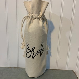 Bride canvas wine bag/Great Gift/Shower Gift