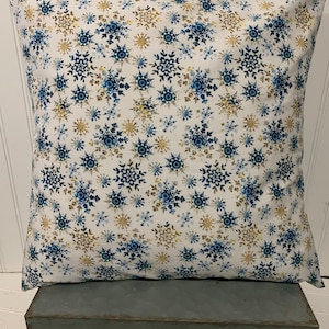 Blue Gold Ombre Snowflakes White  Cotton/16&quot; x 16&quot;/ 18&quot; x 18&quot;/ Cotton Pillow Cover/Accent Pillow/Christmas Pillow/Winter Pillow Cover