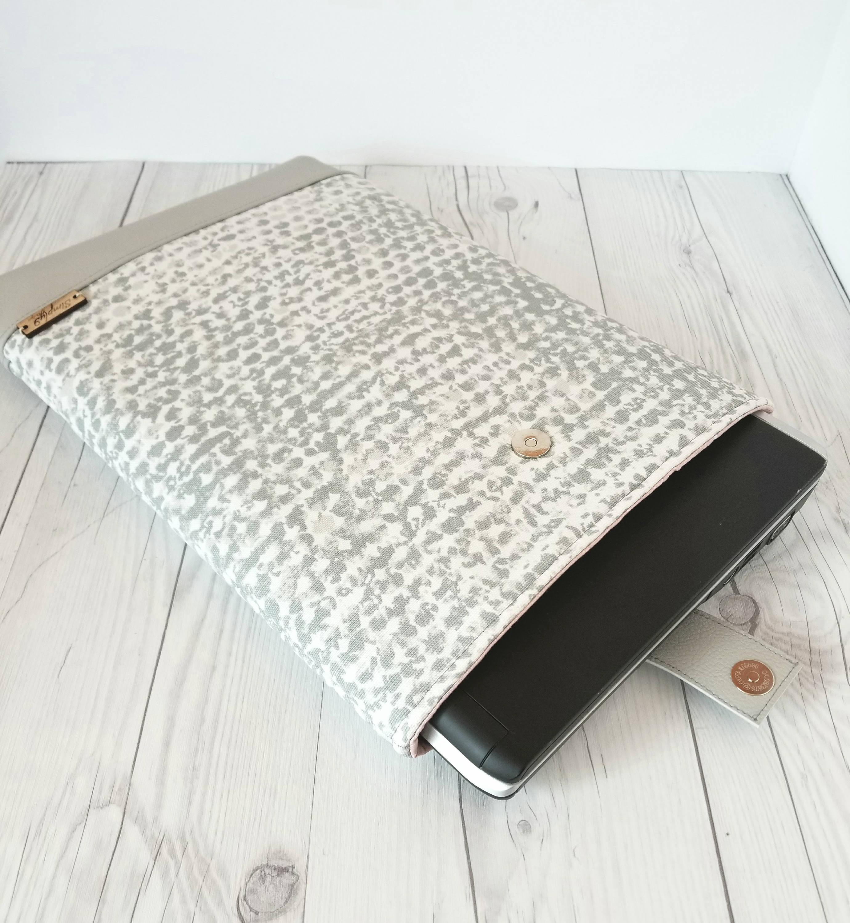 Gray Laptop Sleeve, Laptop Case, Tablet Sleeve, Tablet Case, Macbook