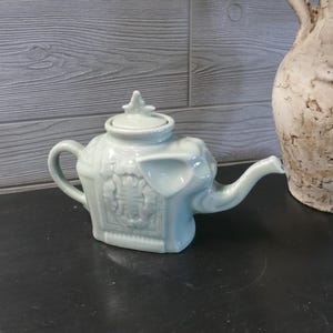 Vintage Elephant Teapot Celadon Green Ceramic Bombay Co Tea Pot