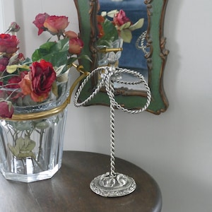 Vintage Silver Towel Rack Holder, Hollywood Regency Fancy 3 Ring Towel Rack, Hand Bath Towel Display Decor