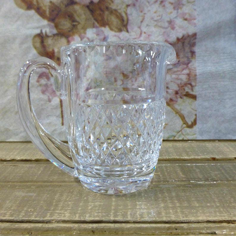 Kleine Waterford Glas Kristall Krug signiert Vintage Creamer Vase 4 Zoll Bild 2