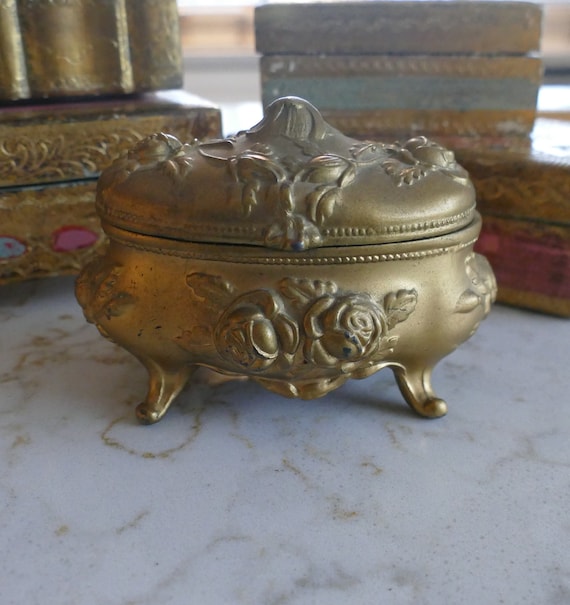 Beautiful Antique Gold Jewelry Box - Pink Silk Lin