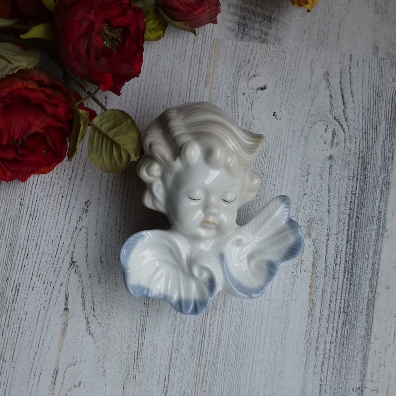 Beautiful Sweet Face Angel Lidded Small Jewelry Trinket Box Porcelain Cherubic Face Ring Box