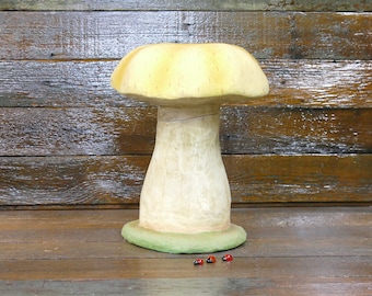 Champignon en papier mâché - Boîte en forme de champignon - boîte à couvercle de champignon vintage