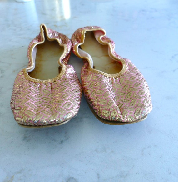Marilyn monroe house slippers hot sale