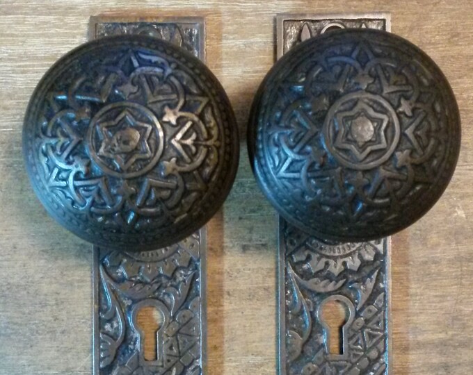 Antique Dummy Door Knobs, Cast Iron Eastlake Trenton Sixfold on
