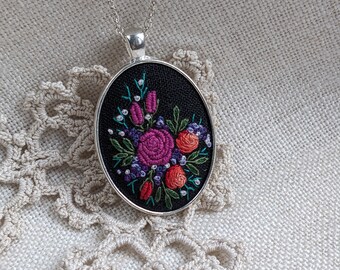 Hand embroidered pendant, flower necklace, gift for her, needlework jewelry, needlepoint, purple, black, silver, embroidery lnen.