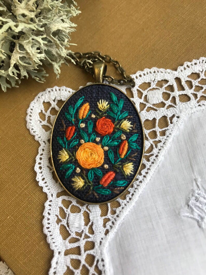 Embroidered gold roses necklace Retro vintage style pendant image 0