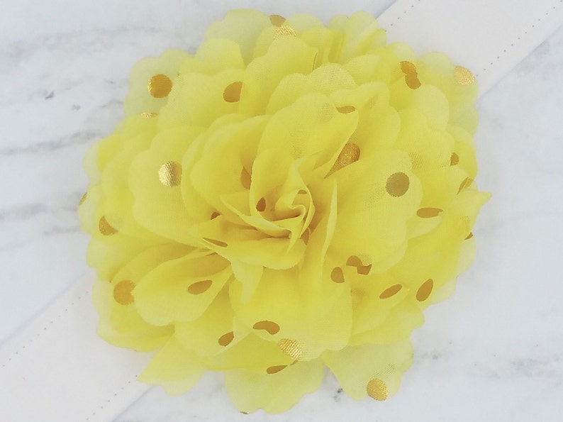 Corsage Pale Yellow Chiffon Collar Flower with Metallic Gold Dots Collar Attachment