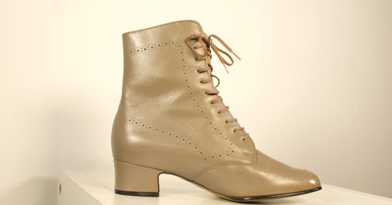 60s 70s Beige Lace up Ankle Boots Never worn Eu 3… - image 3