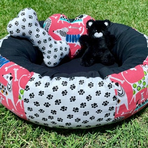 Round Donut Dog or Cat Bed with Memory Foam Cushion, Small Dog Bed, Pet Bed,