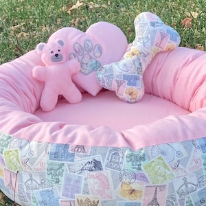 Reversible Round Donut Dog Bed with Memory Foam Cushion