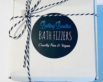 Bath Fizzers Gift Box, 16 Mini Bath bombs, Bath Fizzers, Secret Santa, Kids Bath bombs, Teacher Gift, Mixture of 8 Scents, Stocking Filler