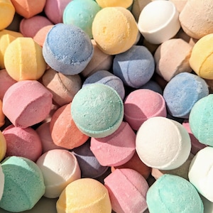 50 x Mixed Scent Bath Fizzers, SAME DAY DISPATCH, Mini Bath Bombs, Free Post, Bath Fizzer, Mini Bath bombs