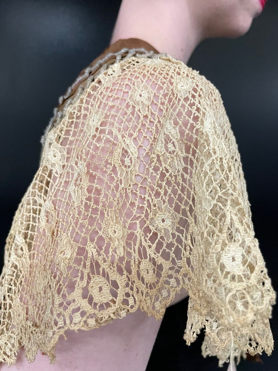 Victorian lace and ribbon caplet. delicate piece … - image 5