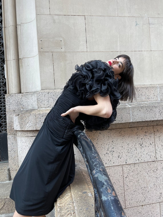 80s black dress with big gigantic dramatic tulle … - image 5