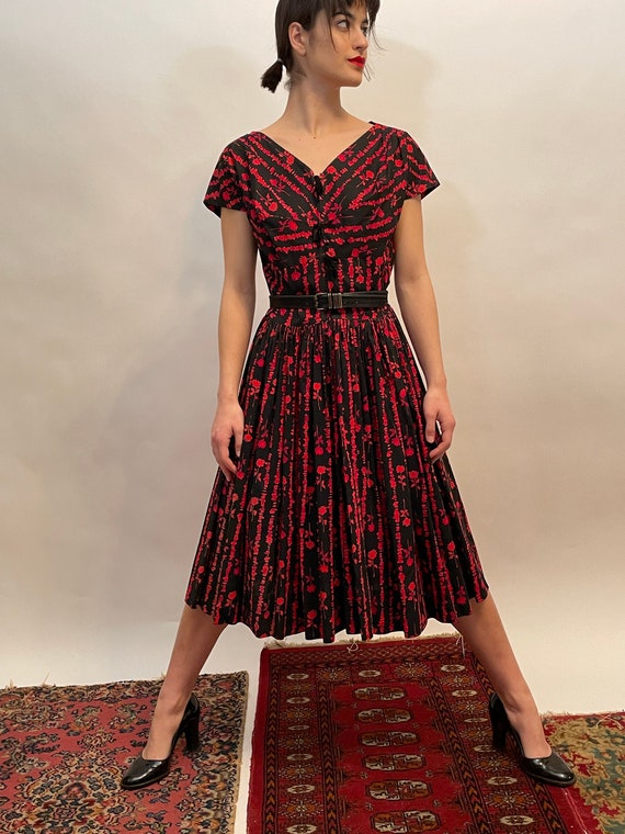 40's/50's black and red rose cotton dress, dolman… - image 1