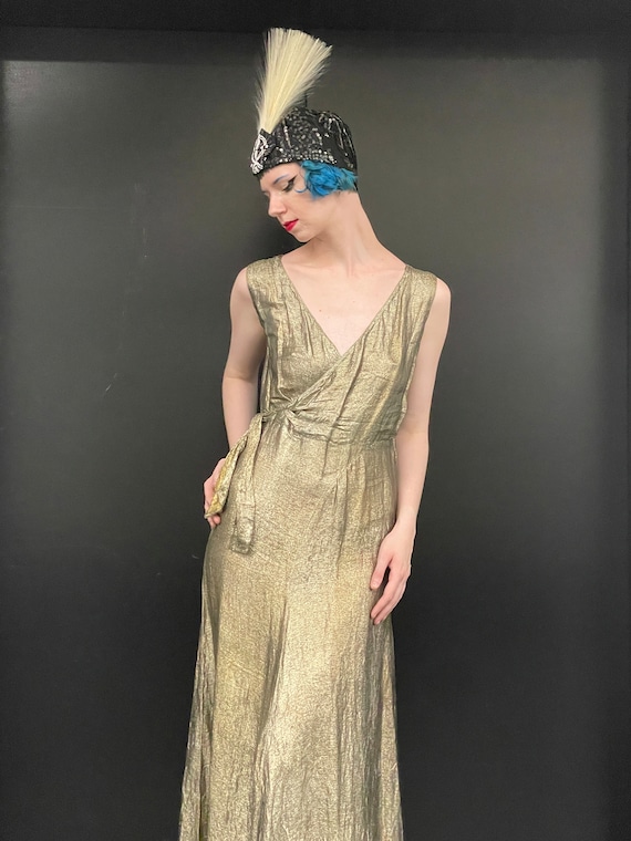 20s gold lame gown. A wonderful and rare evening d