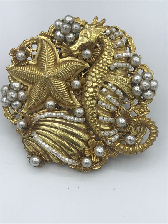 50's Miriam Haskell gold brooch w/ aquatic detail,